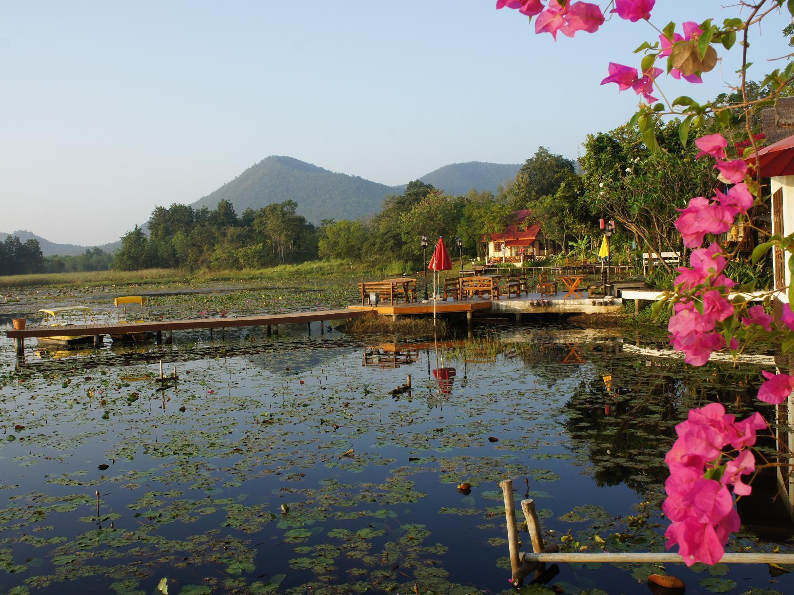 Golden Lake View Boutique Resort Kanchanaburi by Eksteriør bilde