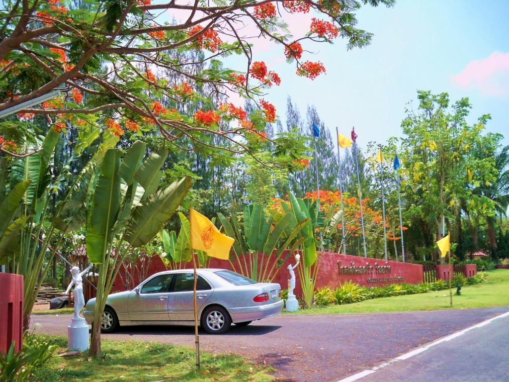 Golden Lake View Boutique Resort Kanchanaburi by Eksteriør bilde