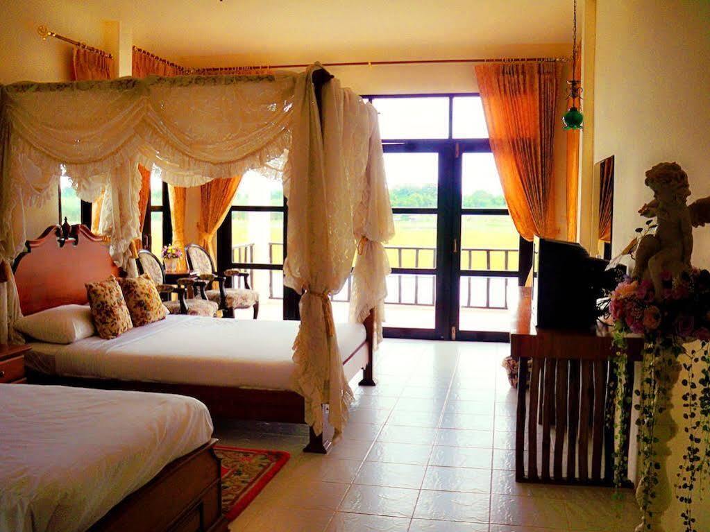 Golden Lake View Boutique Resort Kanchanaburi by Eksteriør bilde